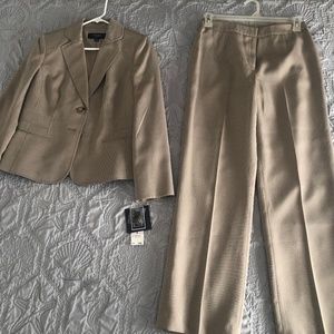 JONES WEAR 2PC TAN SUIT
